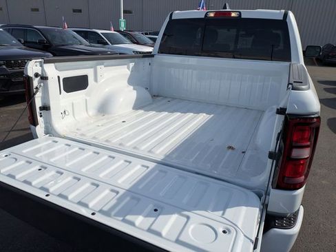 New 2026 RAM 1500 Big Horn AWD/4WD image 24