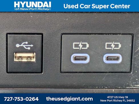 Used 2025 Toyota Camry SE FWD image 25