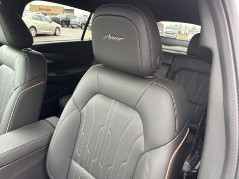 New 2026 Buick Envista Avenir image 25