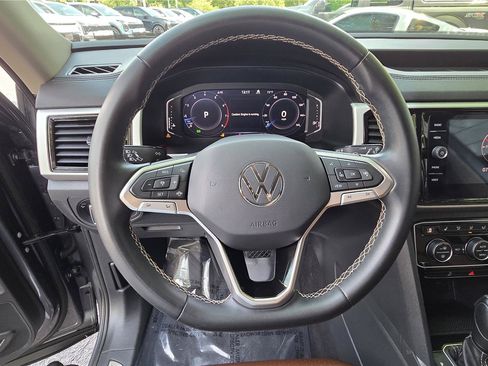 Certified 2023 Volkswagen Atlas SE AWD/4WD image 18