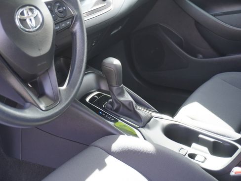 Used 2025 Toyota Corolla LE image 17