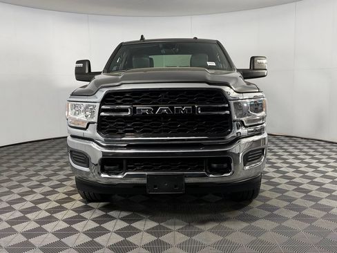 Used 2024 RAM 3500 Tradesman w/ Chrome Appearance Group AWD/4WD image 11