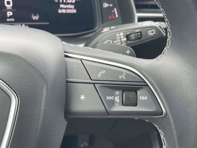 Certified 2025 Audi Q7 3.0T Premium Plus AWD/4WD image 23