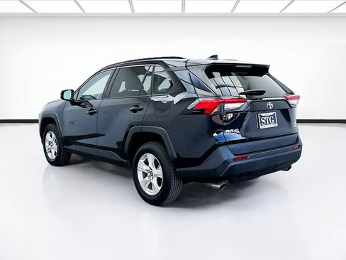 Used 2021 Toyota RAV4 XLE image 6