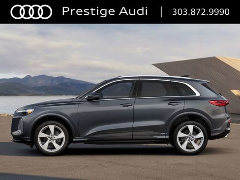 Used 2025 Audi Q5 Premium Plus w/ Premium Plus image 31