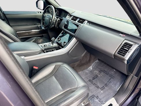 Used 2022 Land Rover Range Rover Sport SVR image 14