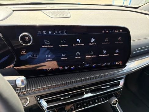 New 2026 Chevrolet Traverse High Country FWD image 28
