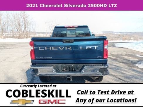 Used 2021 Chevrolet Silverado 2500 LTZ w/ LTZ Convenience Package image 5
