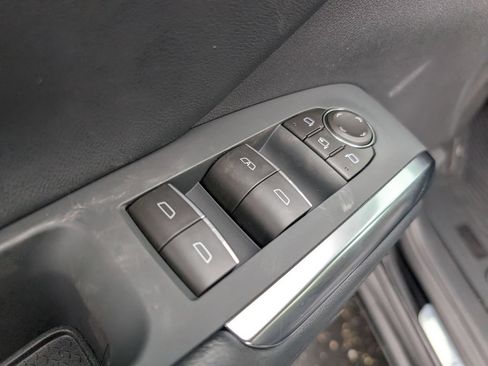New 2026 Chevrolet Traverse RS AWD/4WD image 15