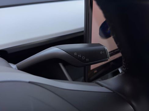 Used 2019 Tesla Model 3 Performance image 16