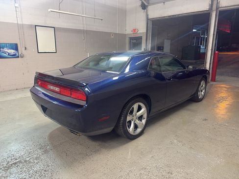 Used 2013 Dodge Challenger R/T Plus RWD image 8