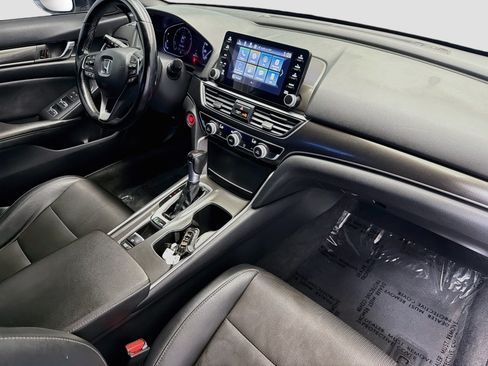 Used 2020 Honda Accord Sport image 11