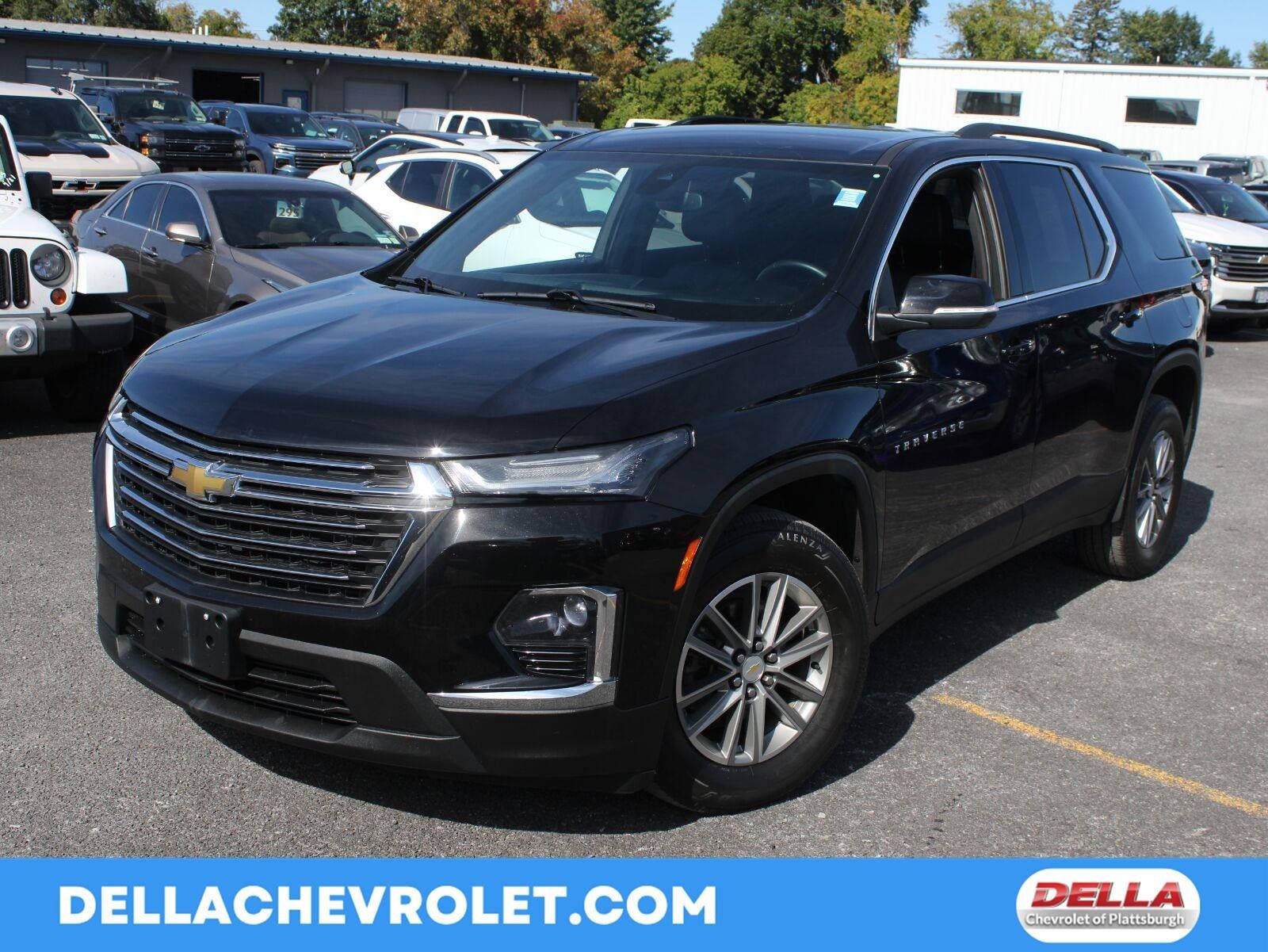 Used 2023 Chevrolet Traverse LT AWD/4WD image 1