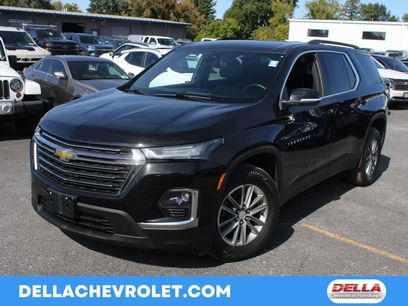 Used 2023 Chevrolet Traverse LT