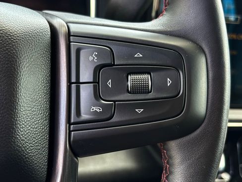 Used 2025 GMC Sierra 2500 AT4X AWD/4WD image 15