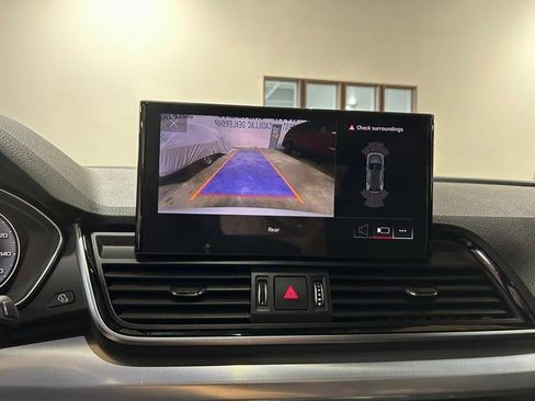 Certified 2025 Audi Q5 2.0T Premium w/ Convenience Plus Package image 15