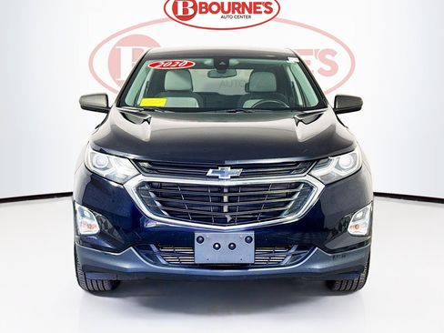 Used 2020 Chevrolet Equinox LS w/ LS Convenience Package image 4