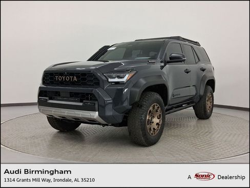 Used 2025 Toyota 4Runner Trailhunter image 1