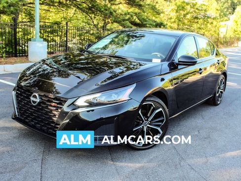 Used 2025 Nissan Altima 2.5 SR FWD image 1