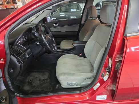 Used 2012 Mitsubishi Galant ES image 8