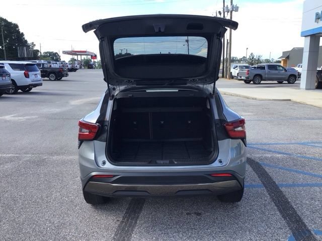Used 2024 Chevrolet Trax ACTIV w/ Driver Confidence Package FWD image 16