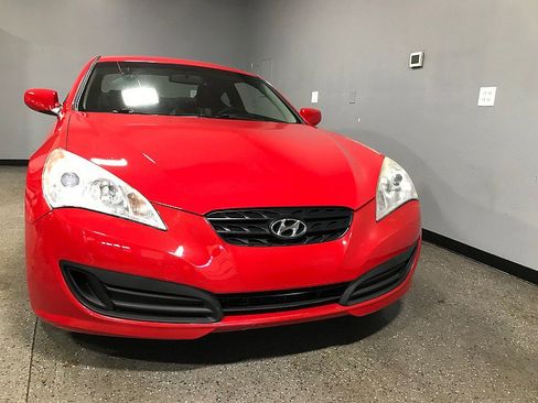 Used 2012 Hyundai Genesis 2.0T image 8