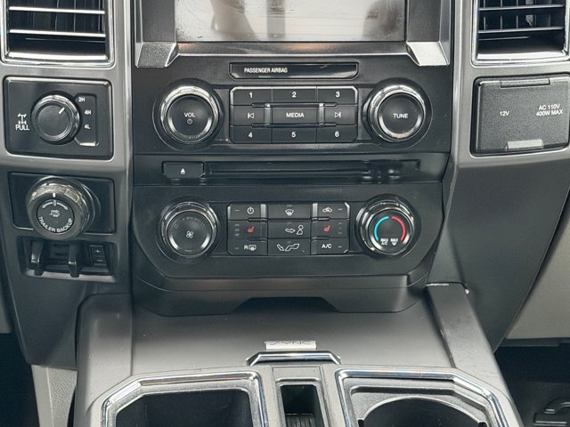 Used 2017 Ford F150 XLT w/ Equipment Group 302A Luxury AWD/4WD image 28