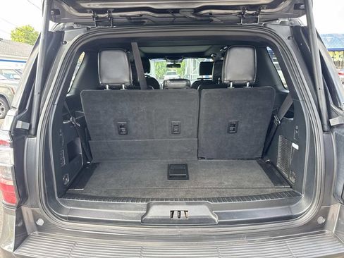 Used 2020 Ford Expedition Limited w/ Texas Edition Package RWD image 9