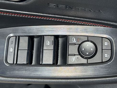 New 2026 Nissan Sentra SR FWD image 13