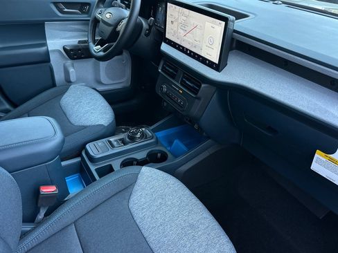 New 2026 Ford Maverick XLT w/ XLT Luxury Package FWD image 14