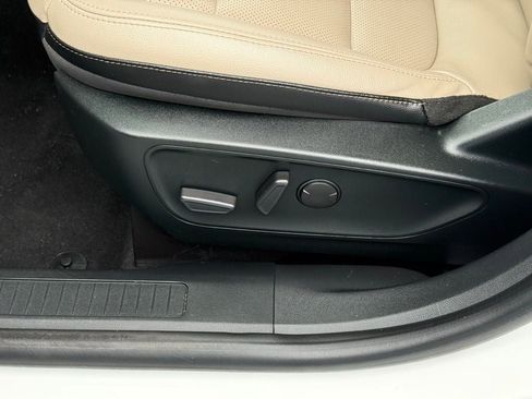 Certified 2022 Ford Escape SEL image 20