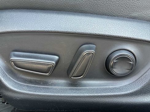 Used 2024 Toyota Camry SE FWD image 14