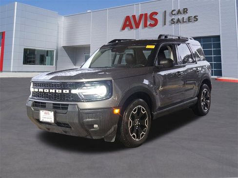 Used 2025 Ford Bronco Sport Outer Banks image 1