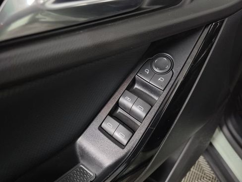 Used 2026 Chevrolet Equinox LT w/ Safety and Technology Package FWD image 21