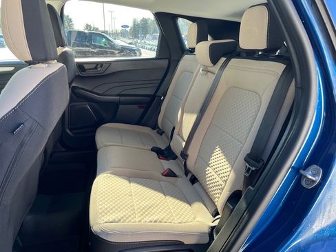 Used 2022 Ford Escape SE w/ Convenience Package image 11