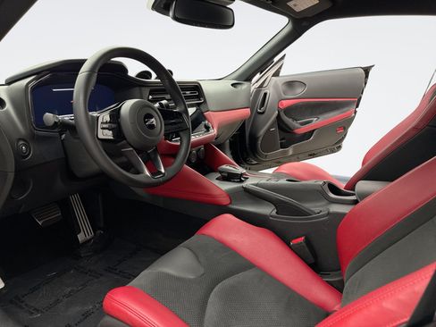 Used 2024 Nissan Z Performance w/ Floor Mat Package RWD image 10