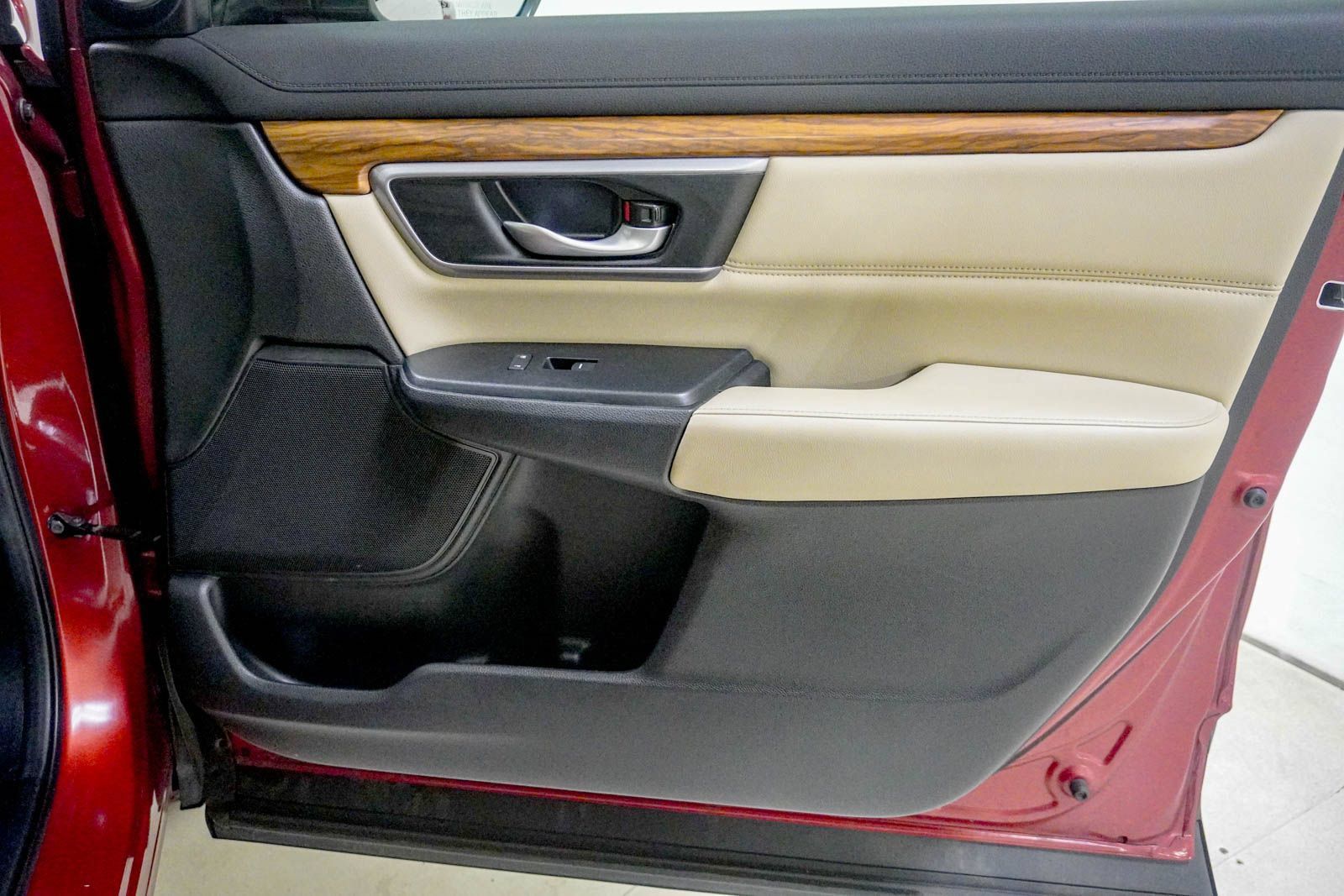 Used 2017 Honda CR-V EX-L image 32