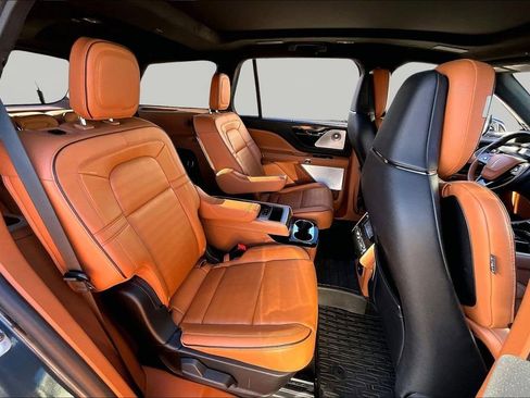 Used 2021 Lincoln Aviator Black Label w/ Dynamic Handling Package image 24