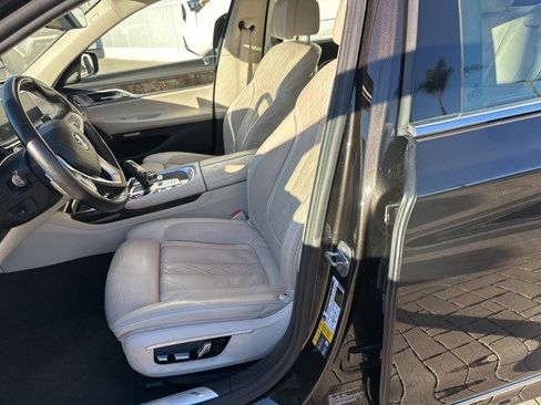 Used 2017 BMW 740e xDrive image 11