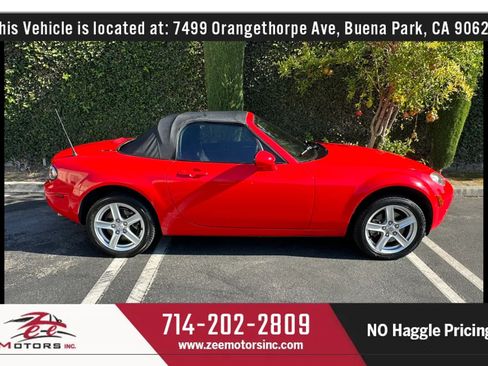Used 2006 MAZDA MX-5 Miata Touring RWD image 6