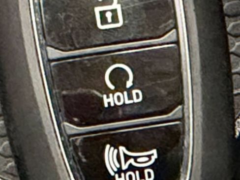 Used 2026 Hyundai Venue SEL FWD image 23