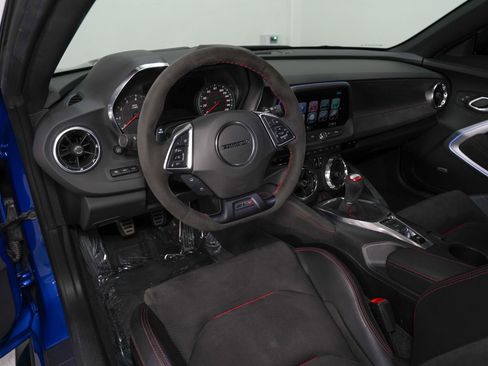 Used 2018 Chevrolet Camaro ZL1 image 11