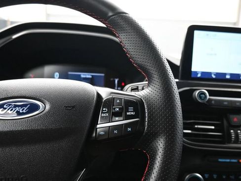 Used 2025 Ford Escape ST-Line image 16