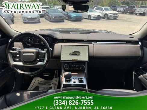 Used 2023 Land Rover Range Rover SE AWD/4WD image 14