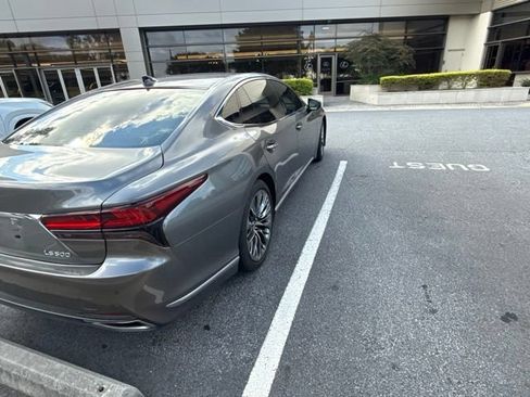 Used 2023 Lexus LS 500 w/ Interior Upgrade Package RWD image 10