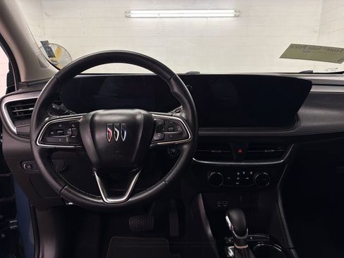 Used 2024 Buick Encore GX Preferred image 7