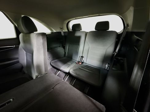 Used 2020 Kia Sorento LX image 41