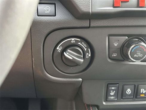 New 2026 Nissan Frontier PRO-4X w/ Pro-4x Convenience Package image 22