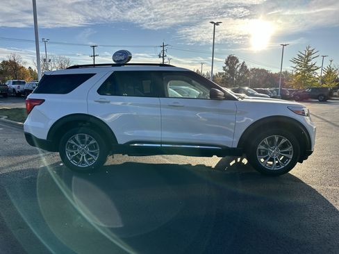Certified 2023 Ford Explorer XLT w/ Equipment Group 202A image 2