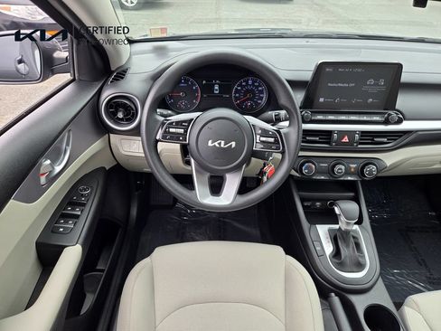 Certified 2023 Kia Forte LXS w/ LXS Technology Package FWD image 13